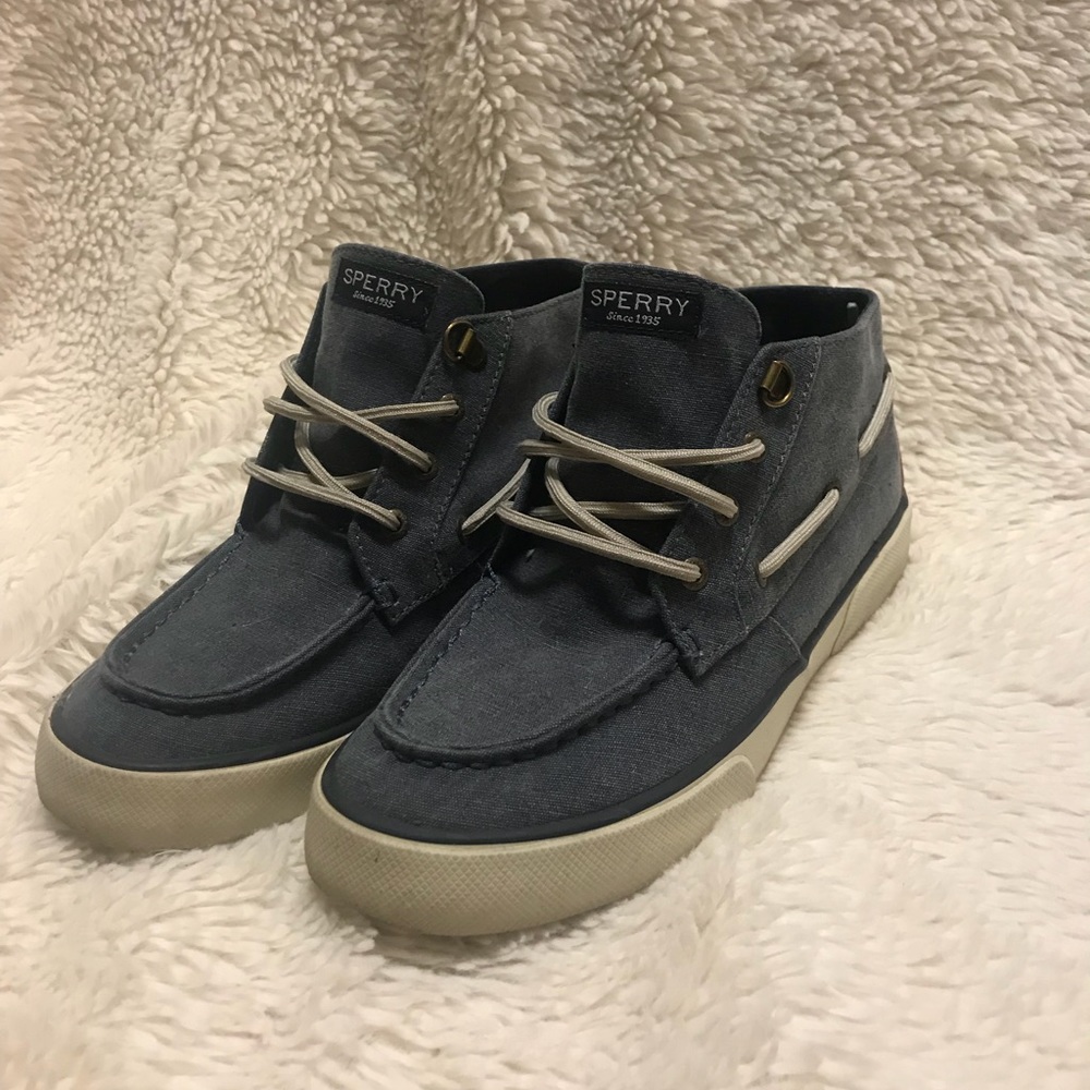 Sperry Top Sider High Top Shoes